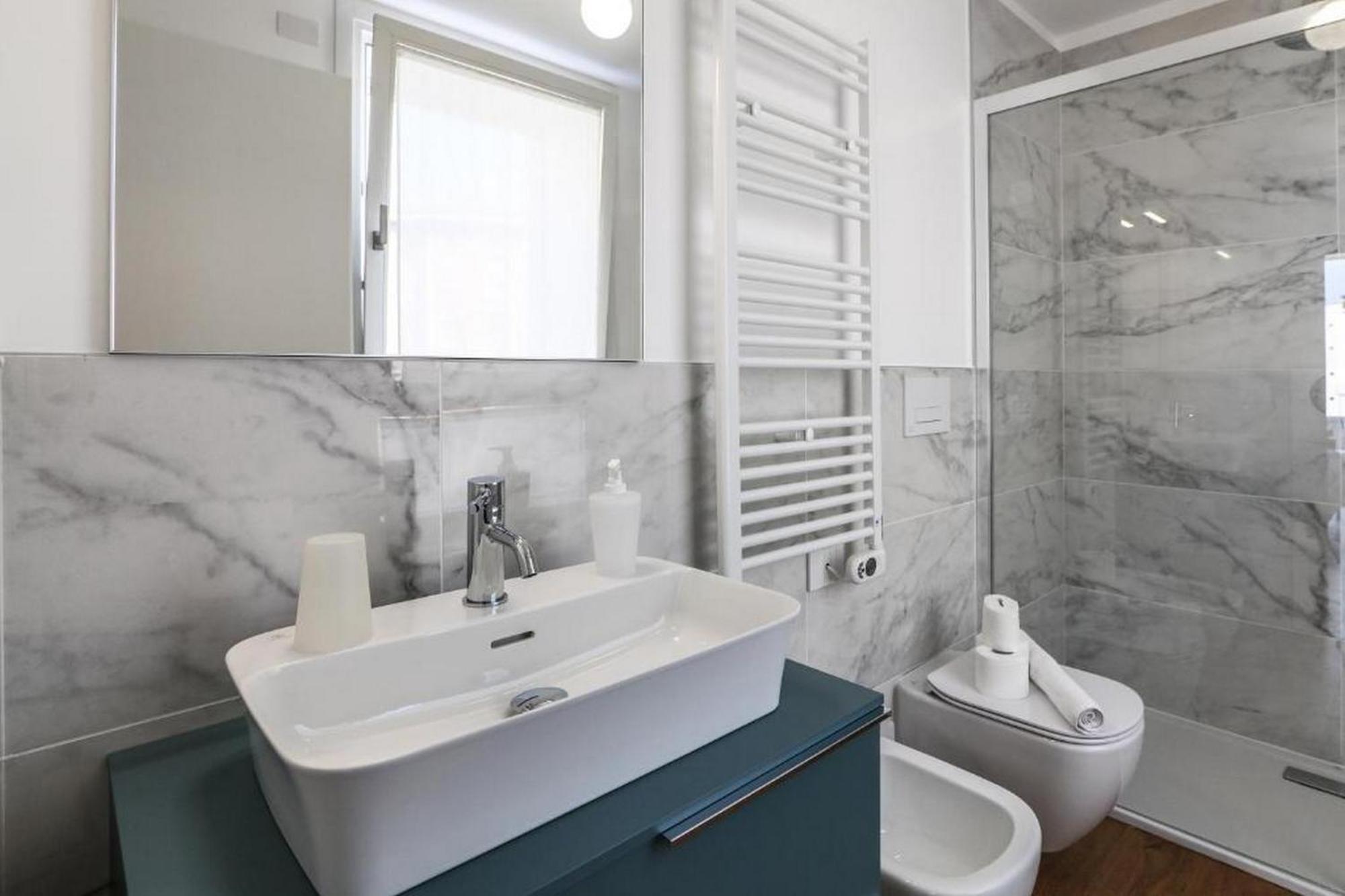Lovely Terrace Apartment - Porta Romana District มิลาน ภายนอก รูปภาพ