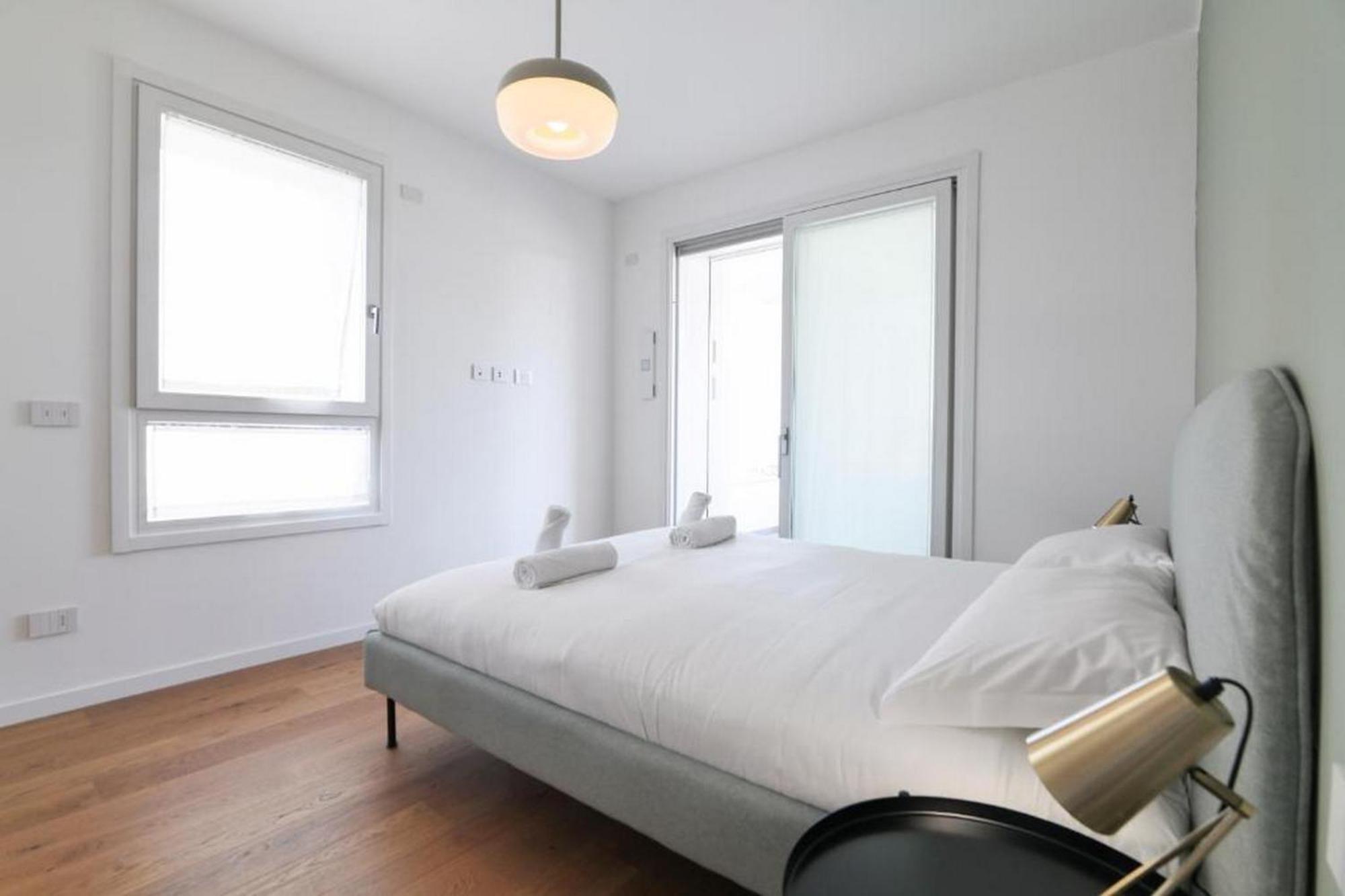 Lovely Terrace Apartment - Porta Romana District มิลาน ภายนอก รูปภาพ